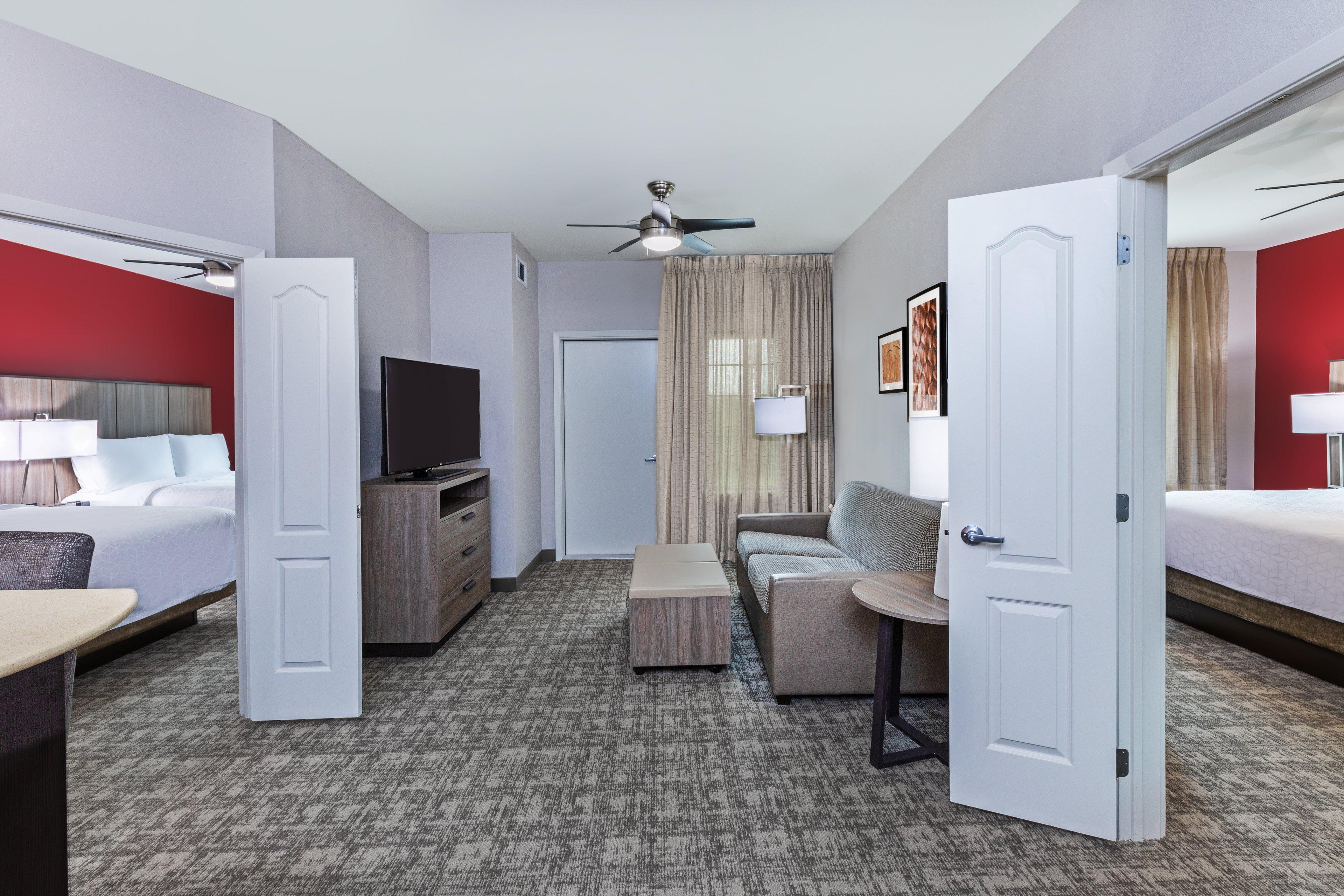 האמבל Staybridge Suites - Houston Iah Airport East By Ihg מראה חיצוני תמונה