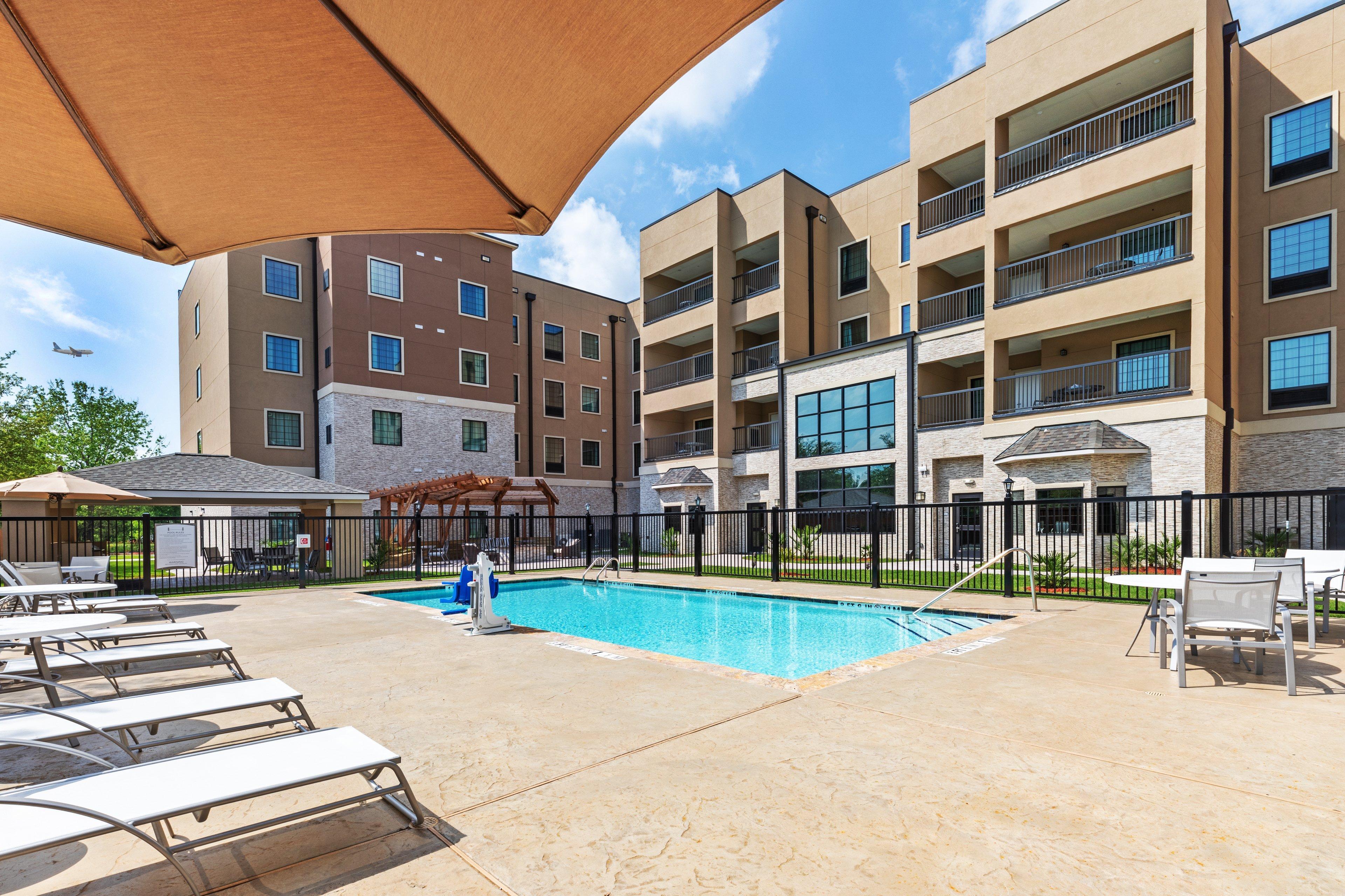האמבל Staybridge Suites - Houston Iah Airport East By Ihg מראה חיצוני תמונה