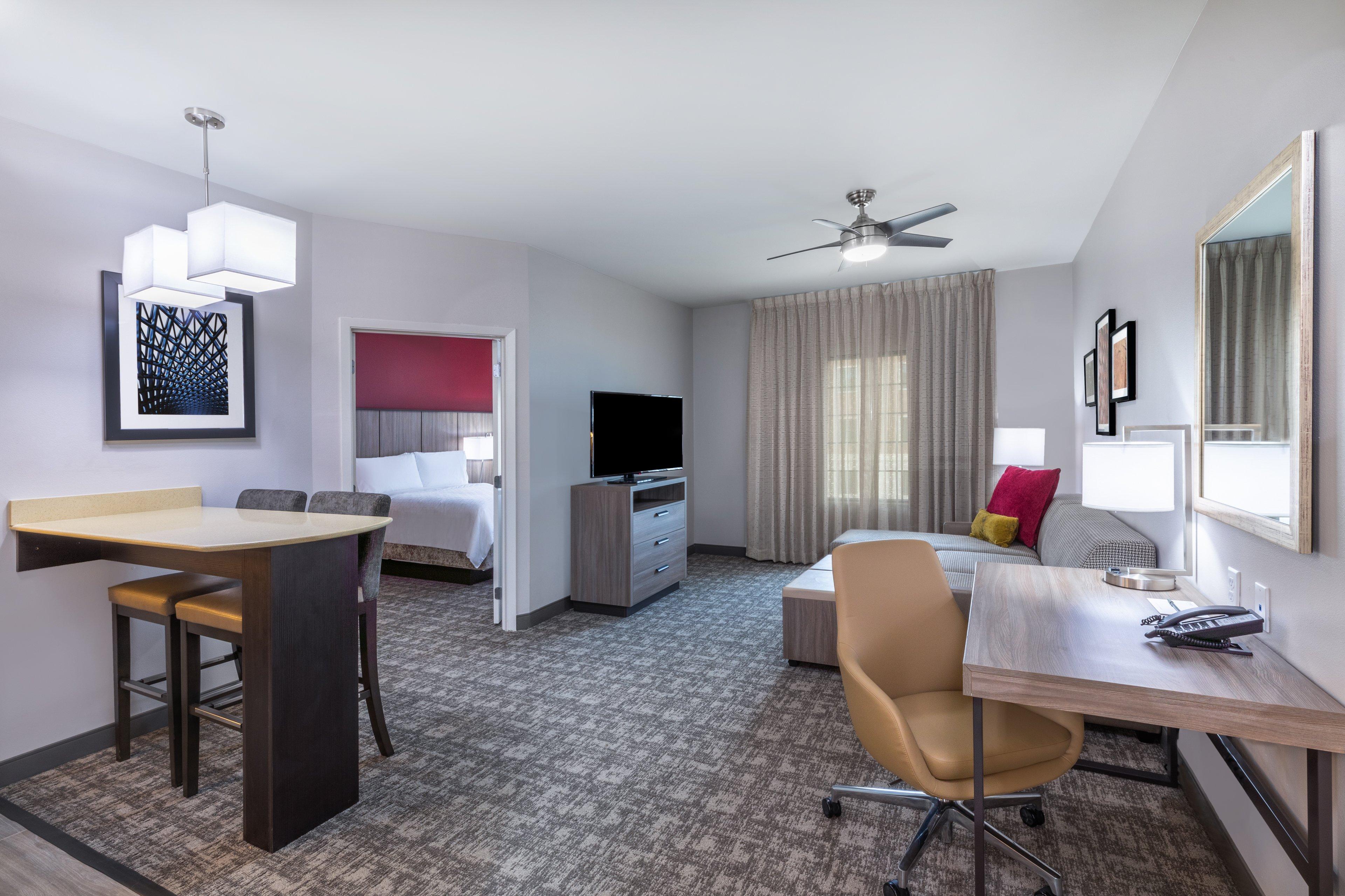 האמבל Staybridge Suites - Houston Iah Airport East By Ihg מראה חיצוני תמונה