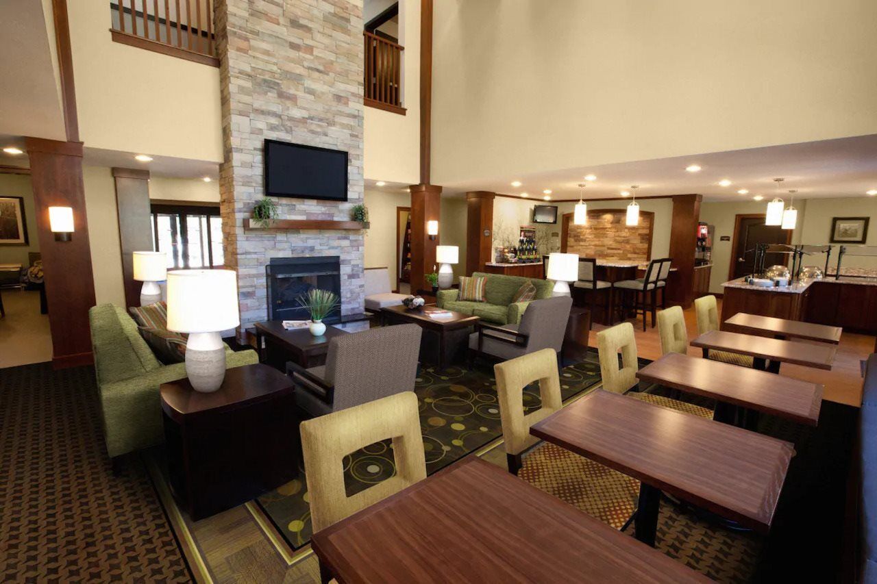 האמבל Staybridge Suites - Houston Iah Airport East By Ihg מראה חיצוני תמונה